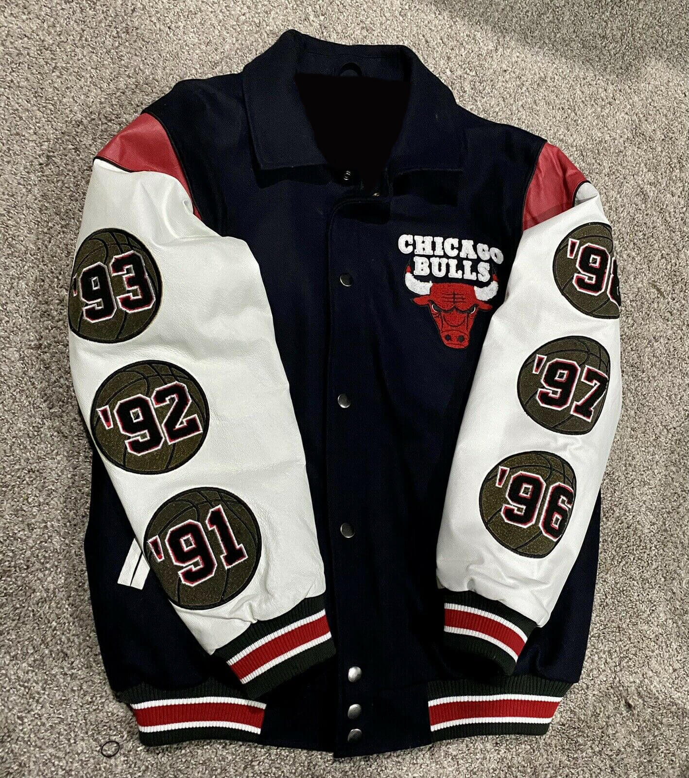 chicago bulls championship merchandise