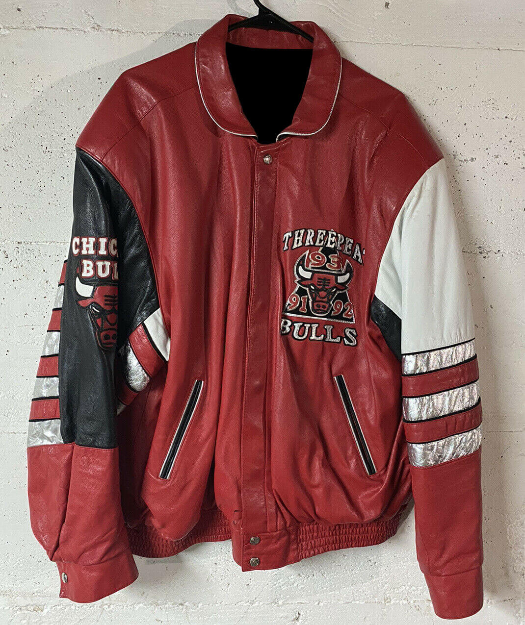 chicago bulls 3 peat leather jacket