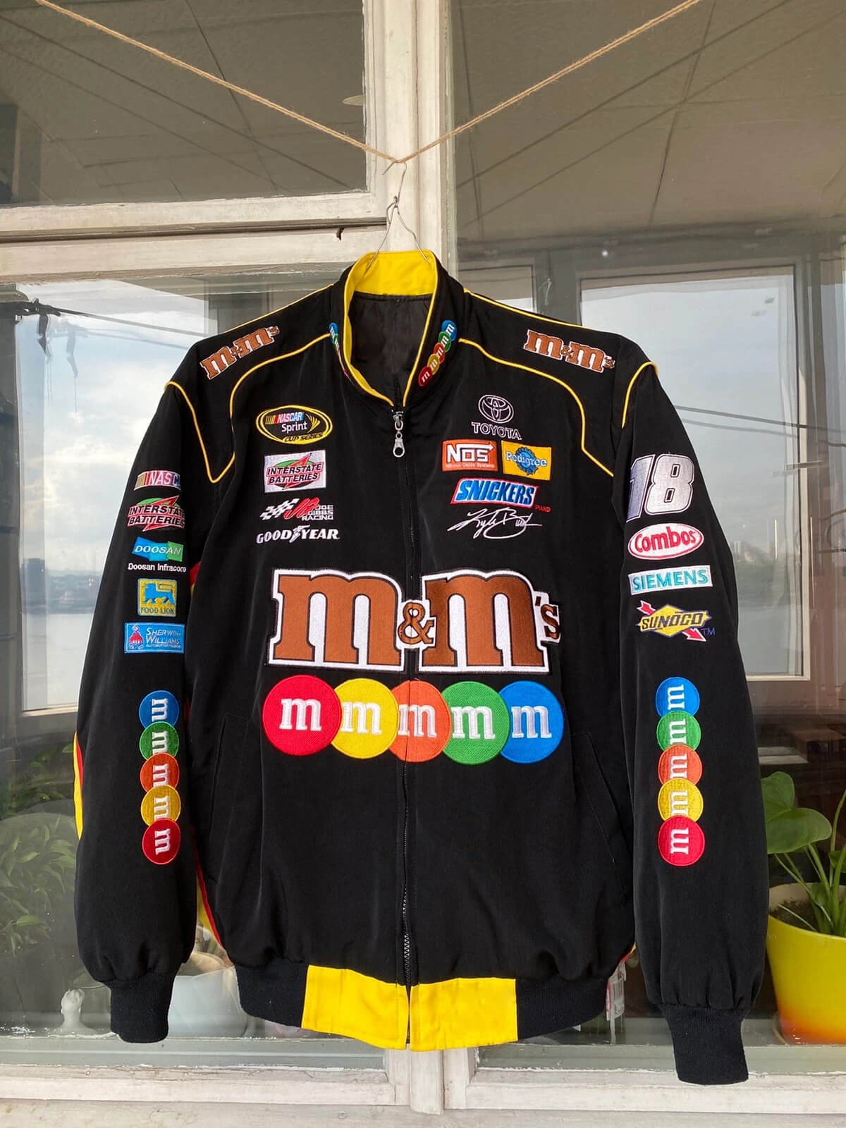 NASCAR Vintage M\u0026M's Racing Jacket 