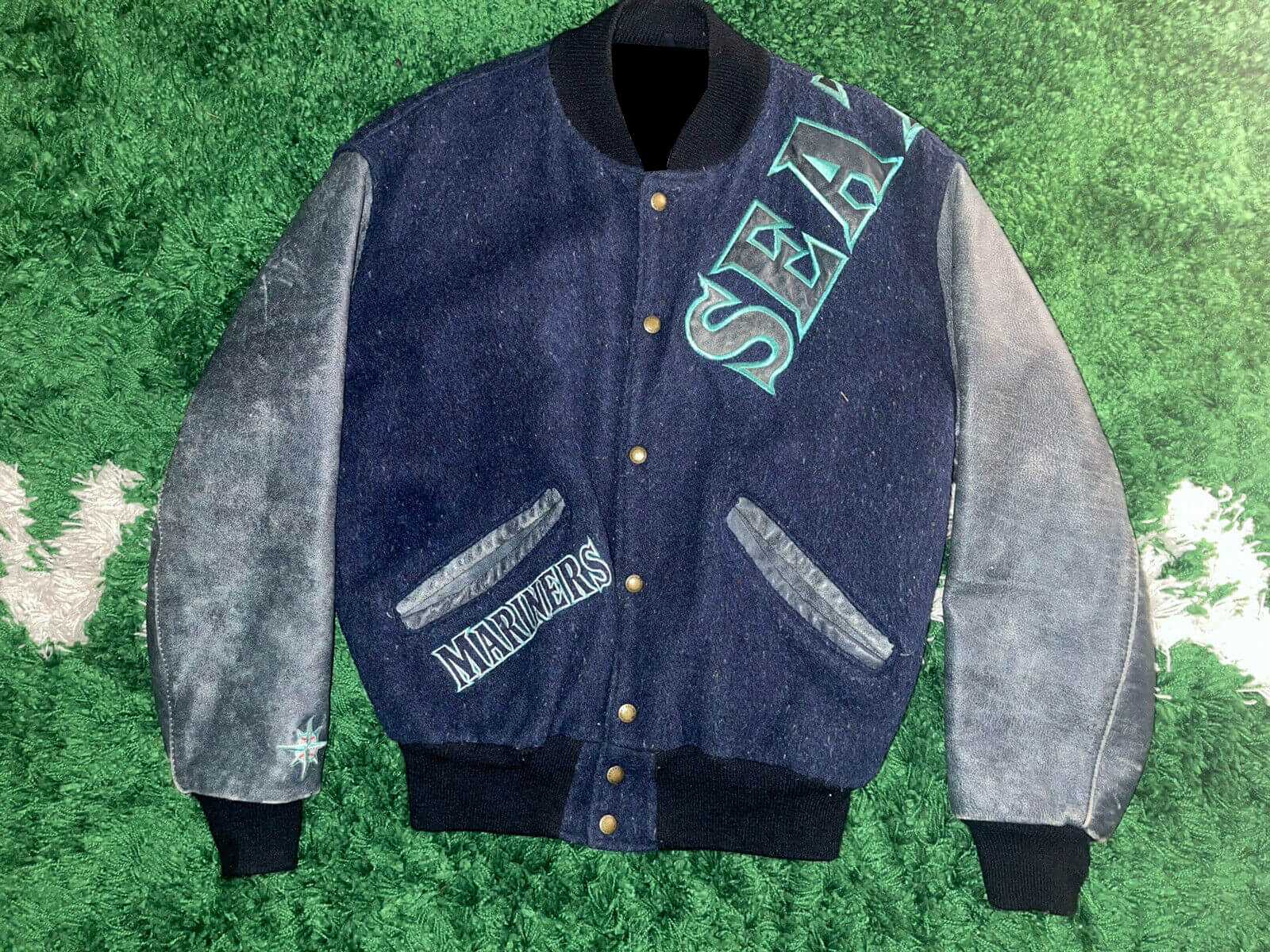Seattle Mariners MLB DeLong Varsity 
